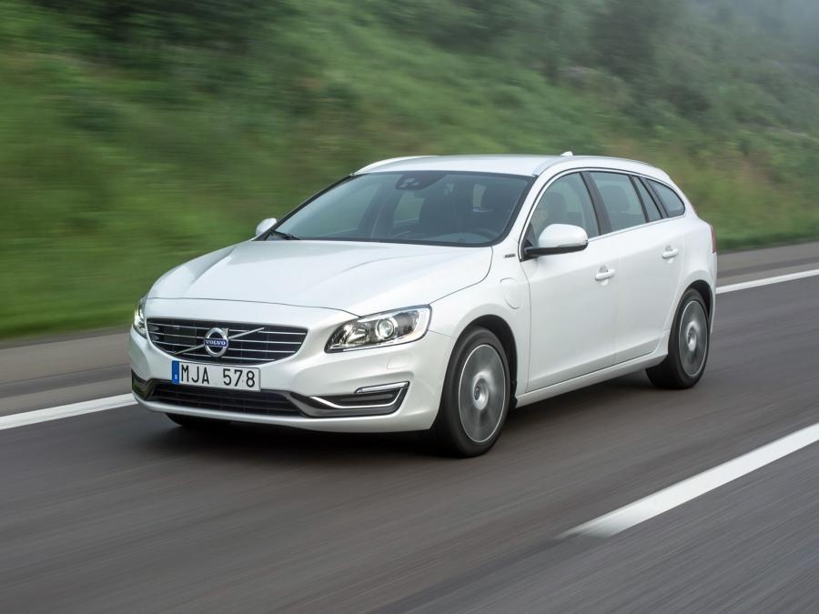  Volvo V60 D6 Plug-In Hybrid 2013 года  (фото 17 из 25)